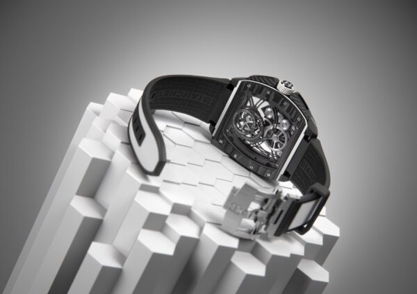 Flying Tourbillon Grand Date Carbon White - Image 5